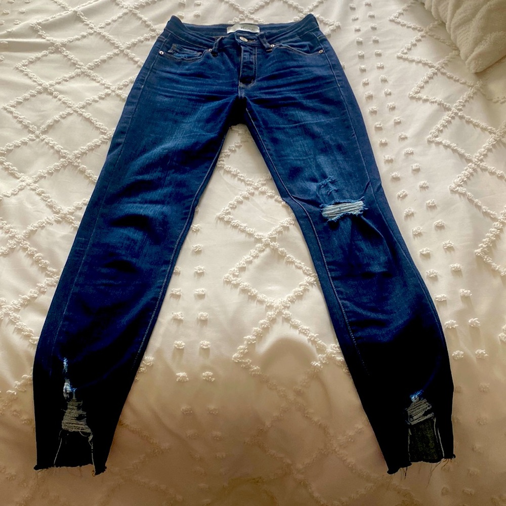 EUC Kancan jeans.